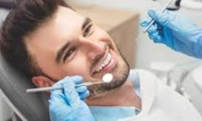 Best Dentist & Dental Clinic in Ashok Vihar | Dental Solutions